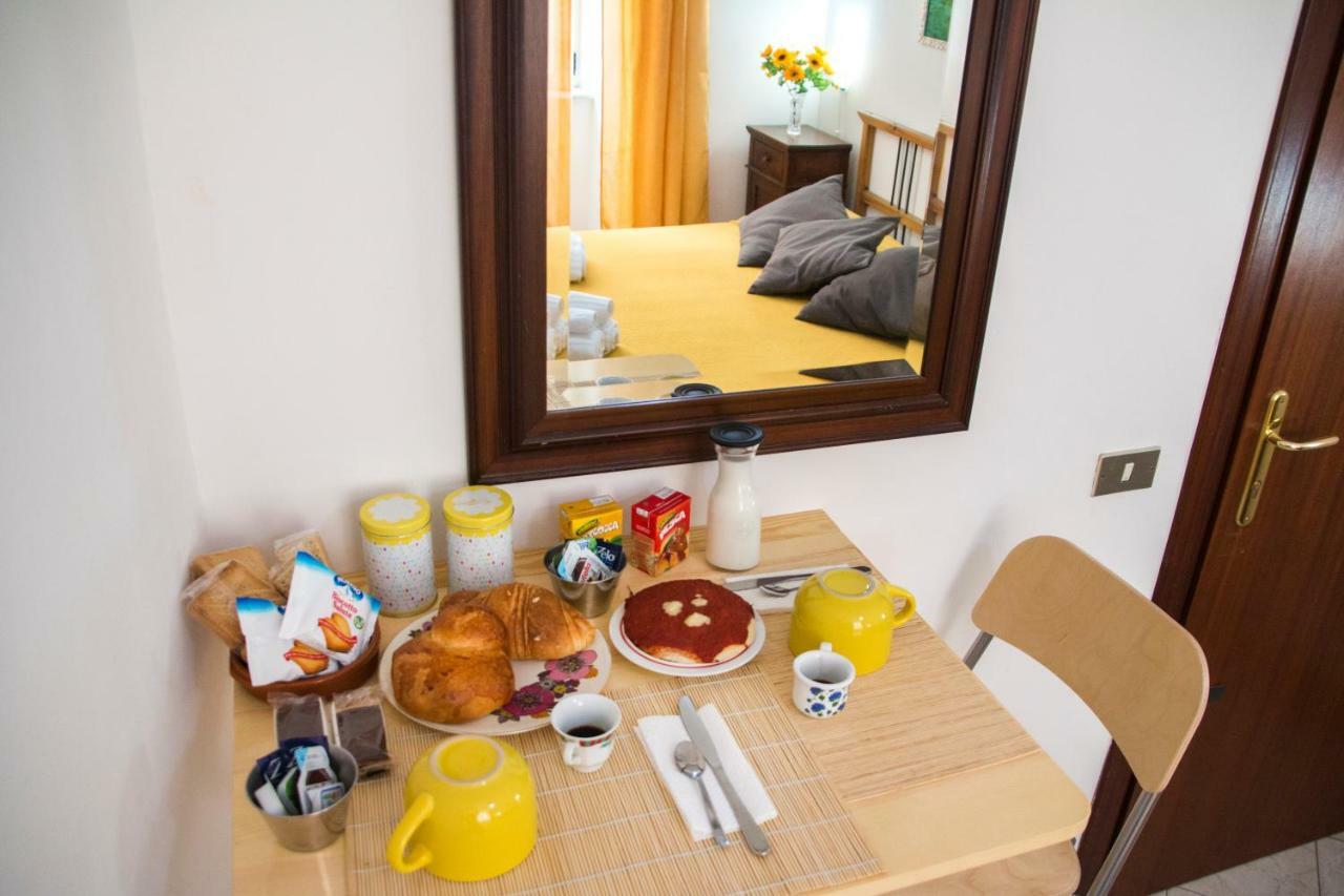 B&B Carbonara Napoli Exterior foto